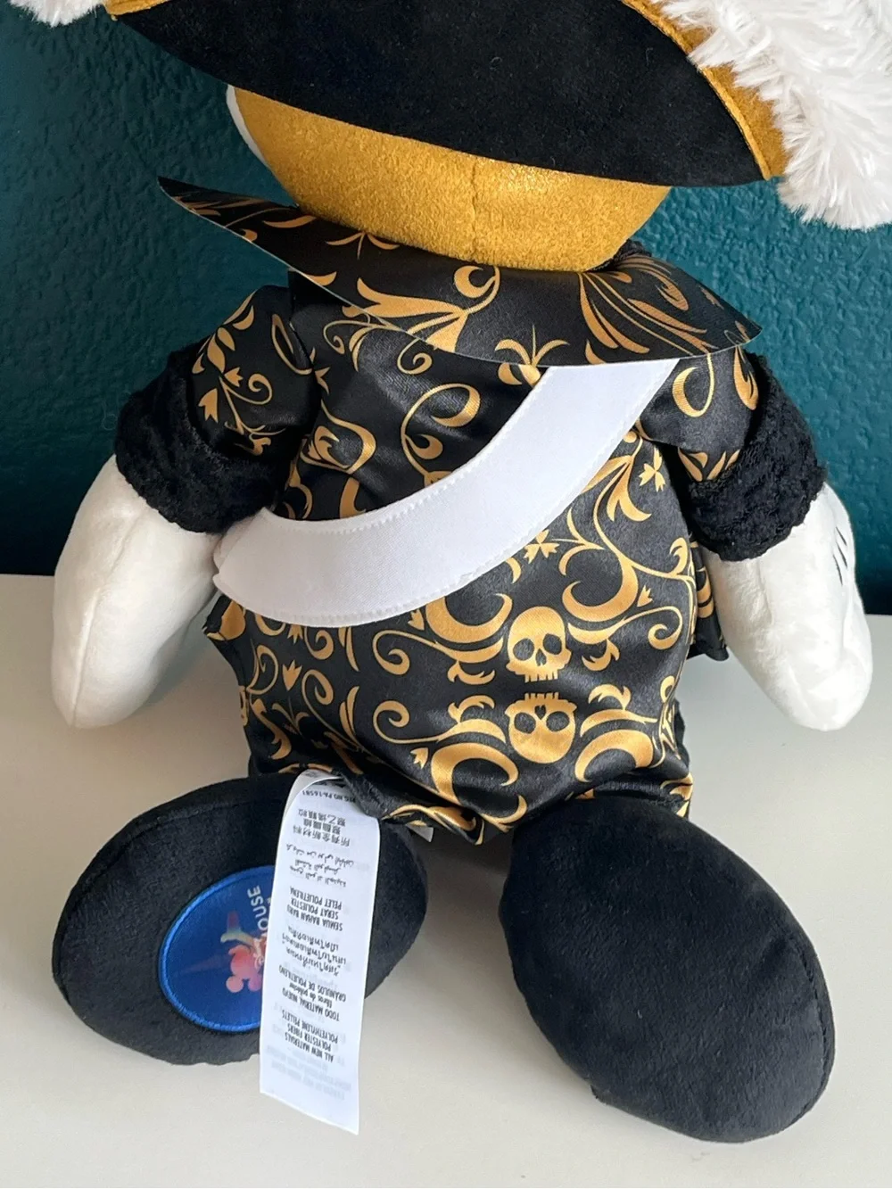 2022 Disney World 50th Anniversary Main Attraction Mickey Mouse Captain Hook